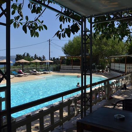 Apolafsi Aparthotel Lixouri Luaran gambar