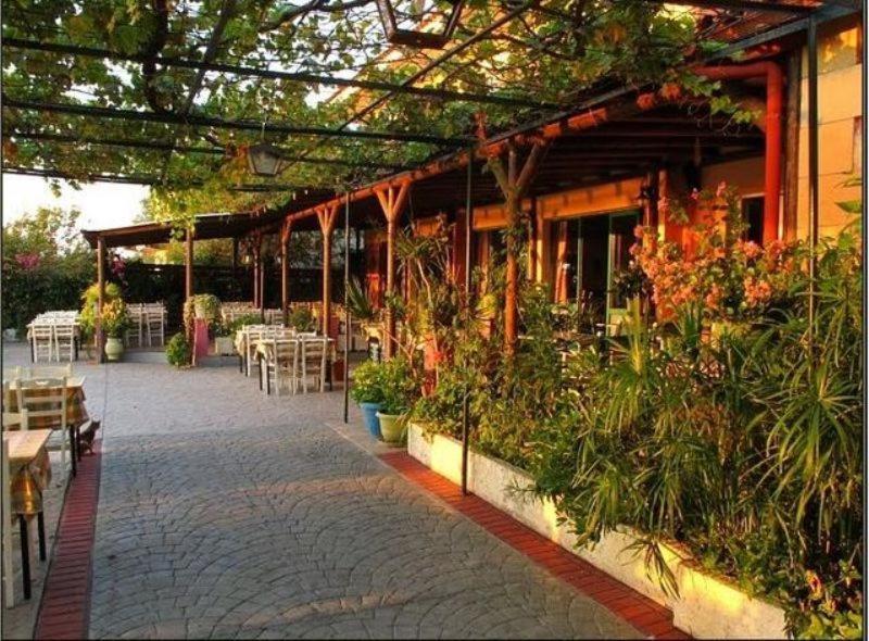 Apolafsi Aparthotel Lixouri Luaran gambar