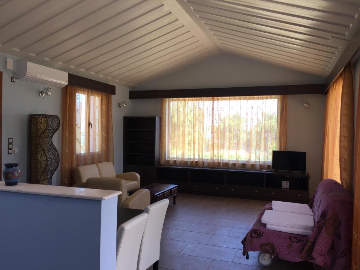 Apolafsi Aparthotel Lixouri Luaran gambar