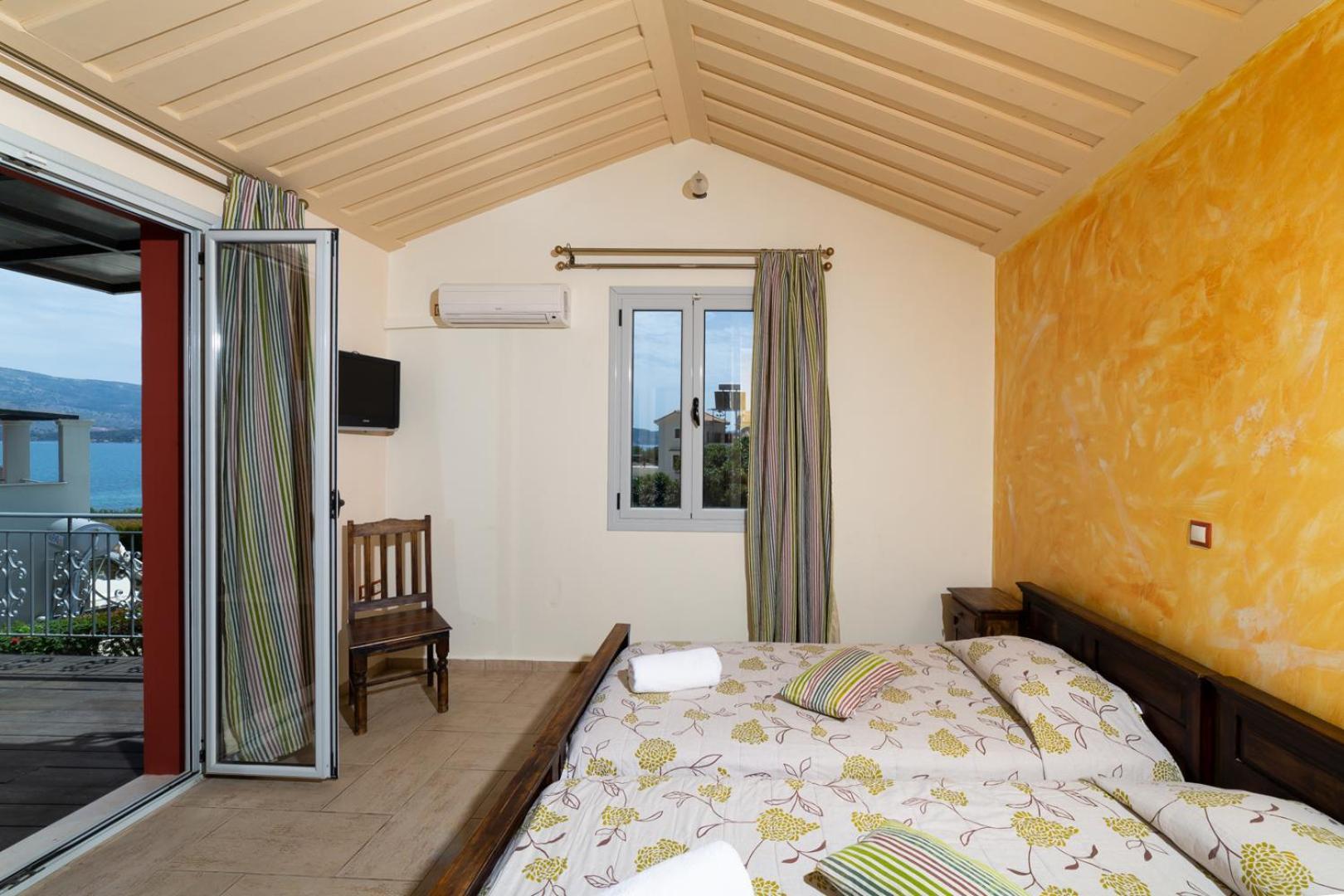 Apolafsi Aparthotel Lixouri Luaran gambar